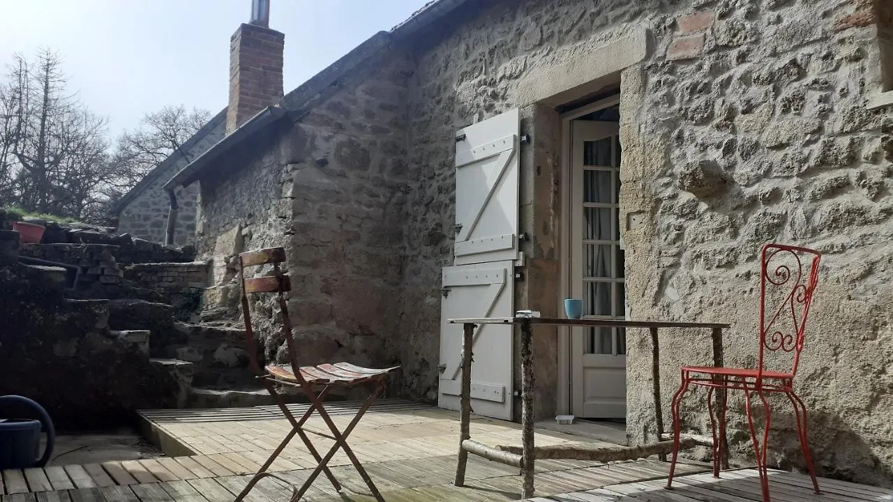 Magnifique Moulin Au Bord D'Une Riviere, Calme Absolu, Piano Doyet 0*,  France