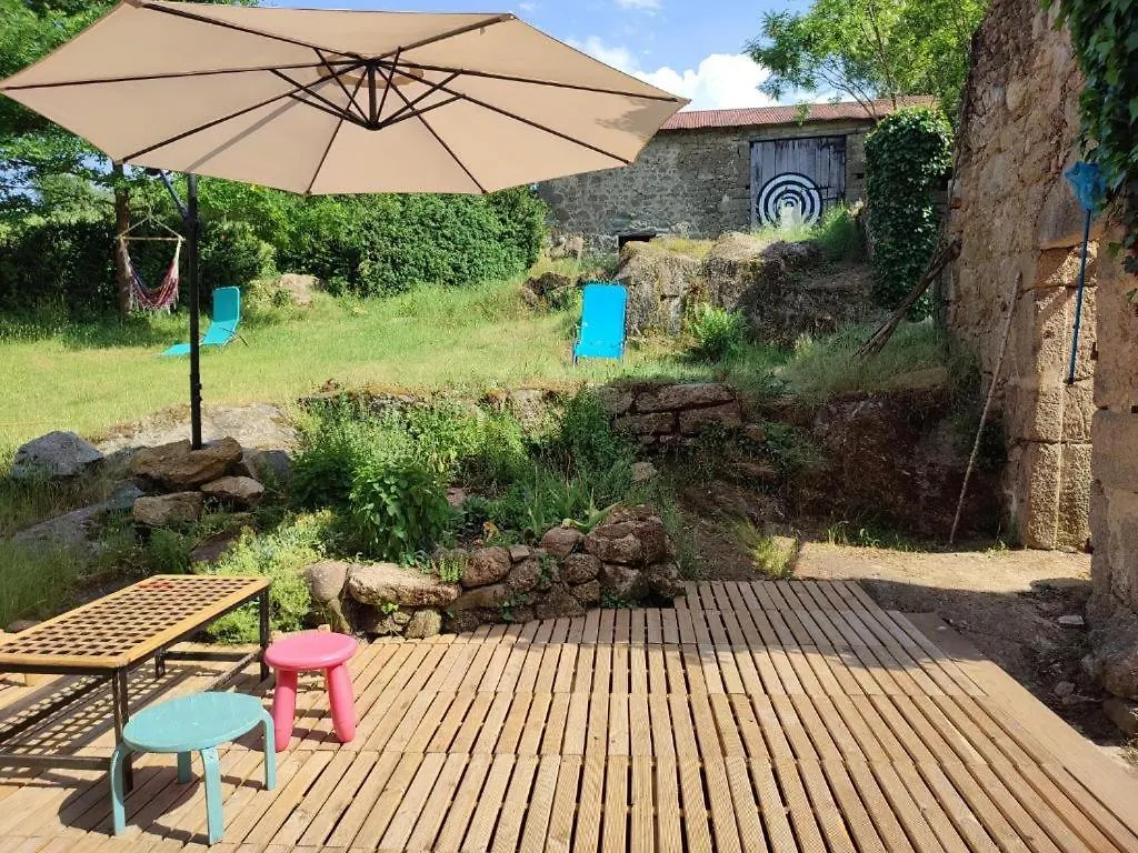 Magnifique Moulin Au Bord D'Une Riviere, Calme Absolu, Piano Doyet